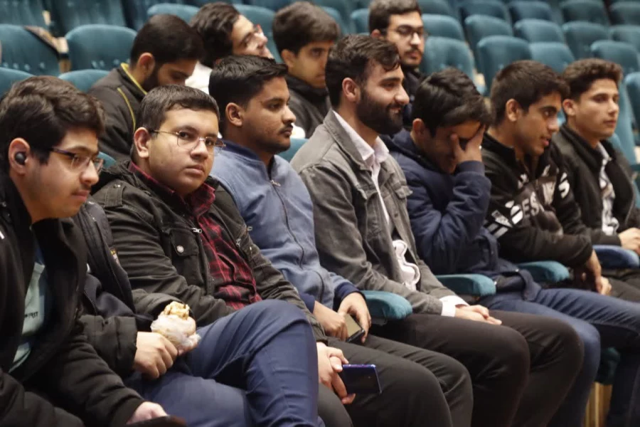 مناظره کاندیداهای انتخابات دوازدهمین دوره مجلس شورای اسلامی در حوزه انتخابیه یزد برگزار شد 4