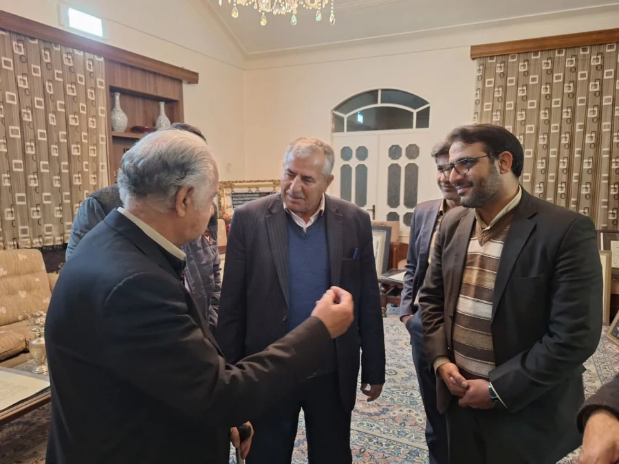 دیدار سرپرست دانشگاه فرهنگیان استان یزد با استاد برجسته خوشنویسی کشور و پیشکسوت مرکز تربیت معلم شهید پاک نژاد  8