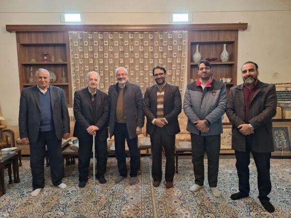 دیدار سرپرست دانشگاه فرهنگیان استان یزد با استاد برجسته خوشنویسی کشور و پیشکسوت مرکز تربیت معلم شهید پاک نژاد  12