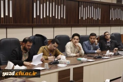  جلسات هم اندیشی و آسیب شناسی عملکردی با شورای کانون ها، تشکل ها و انجمن های علمی دانشگاه بصورت تخصصی و مجزا برگزار می شود 
 2