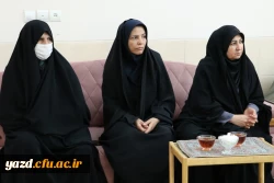 دیدار مسئولین دانشگاه فرهنگیان یزد با خانواده جانباز شهید علی اکبر عربی قریه علی 
 4