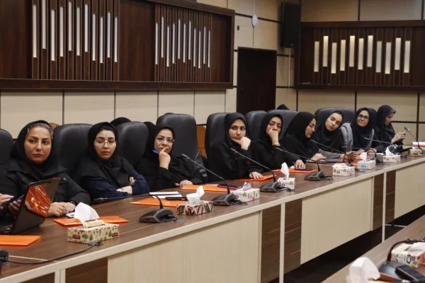 آغاز مسیر تحول و انقلاب خدمت در دانشگاه فرهنگیان استان یزد 
 3