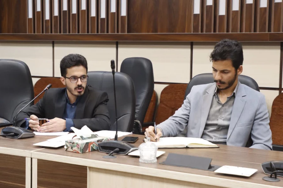 نخستین جلسه تخصصی "پویش آموخته ها و نیاموخته ها"  6