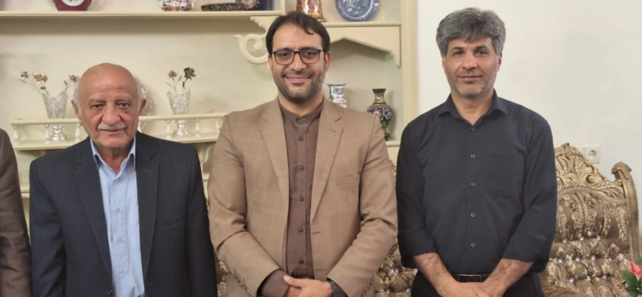  دیدار سرپرست دانشگاه فرهنگیان یزد با مدرس پیشکسوت مراکز تربیت معلم استان یزد 6