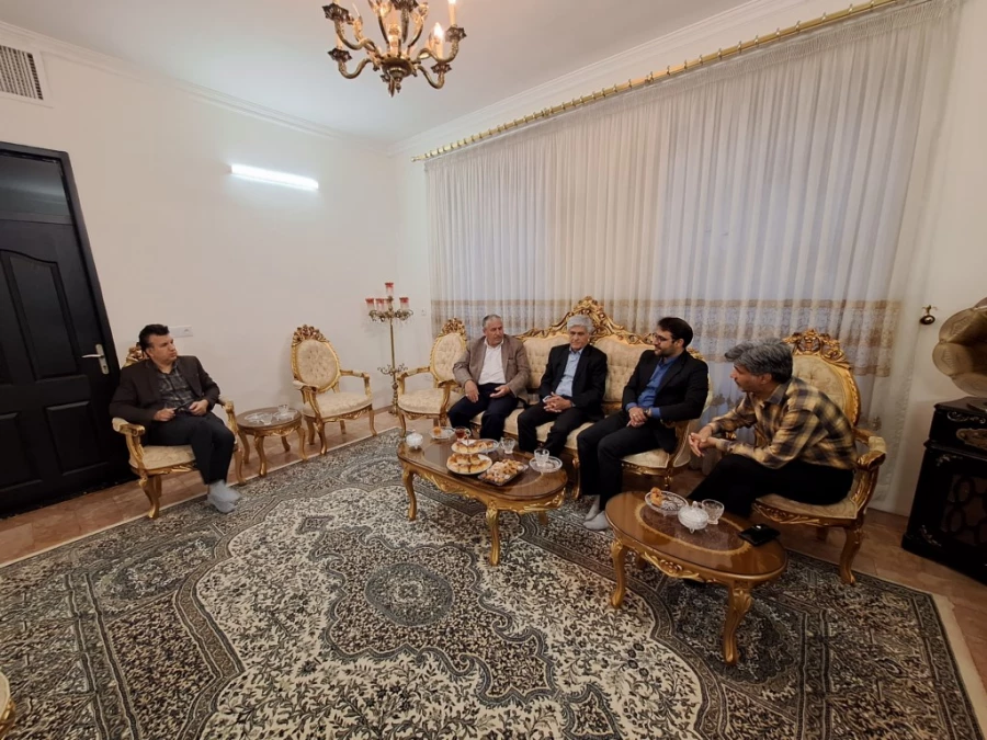 دیدار سرپرست دانشگاه فرهنگیان یزد با دو مدرس پیشکسوت مرکز تربیت معلم شهید پاک نژاد 3