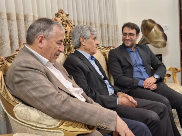 دیدار سرپرست دانشگاه فرهنگیان یزد با دو مدرس پیشکسوت مرکز تربیت معلم شهید پاک نژاد 5