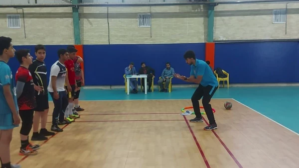 مرحله استانی یازدهمین جشنواره تدریس برتر ویژه دانشجومعلمان در استان یزد برگزار شد.
 9