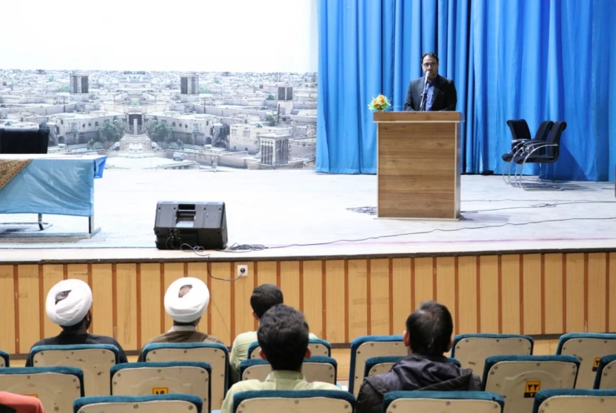 طرح حامیم؛ بهترین بستر برای مسلح سازی و توانمند نمودن دانشجو معلمان در حوزه های مختلف فرهنگی، سیاسی و اجتماعی
 2