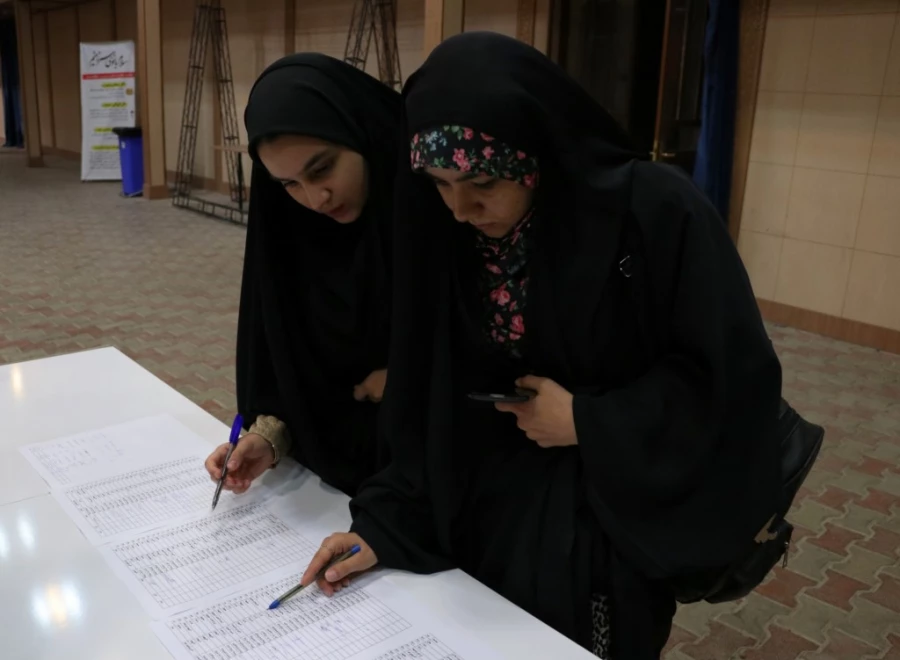 برگزاری مراسم افتتاحیه طرح بزرگ حامیم در دانشگاه فرهنگیان استان یزد 
 2