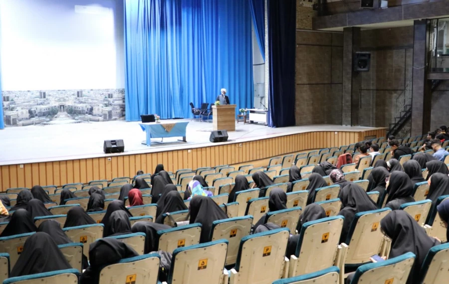 برگزاری مراسم افتتاحیه طرح بزرگ حامیم در دانشگاه فرهنگیان استان یزد 
 7