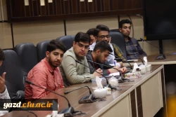 نشست هم اندیشی سرپرست دانشگاه فرهنگیان یزد و اعضای هیئت رئیسه با دبیران کانون ها، انجمن ها و تشکل های دانشجویی دانشگاه 
 6