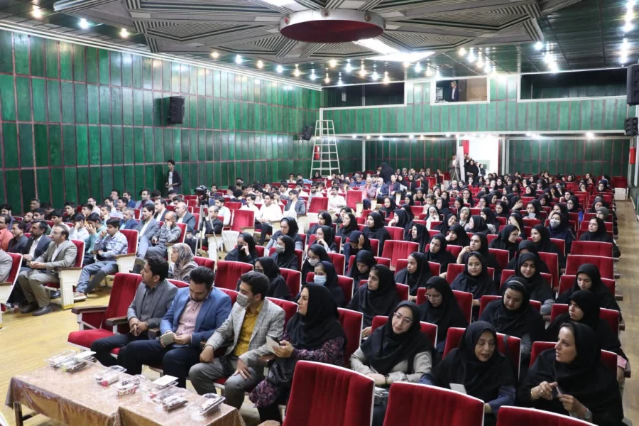  رشته مشاوره؛ رمز آرامش و ضامن موفقیت نسلها است
 6