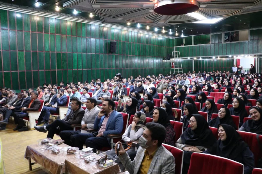  رشته مشاوره؛ رمز آرامش و ضامن موفقیت نسلها است
 10