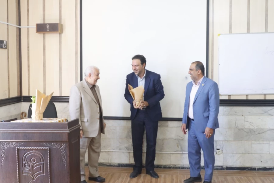 برگزاری طرح "تقریب تجارب نسل ها؛ گامی در راستای تحول و تعالی معلمی" در دانشگاه فرهنگیان یزد برای نخستین بار در کشور 3