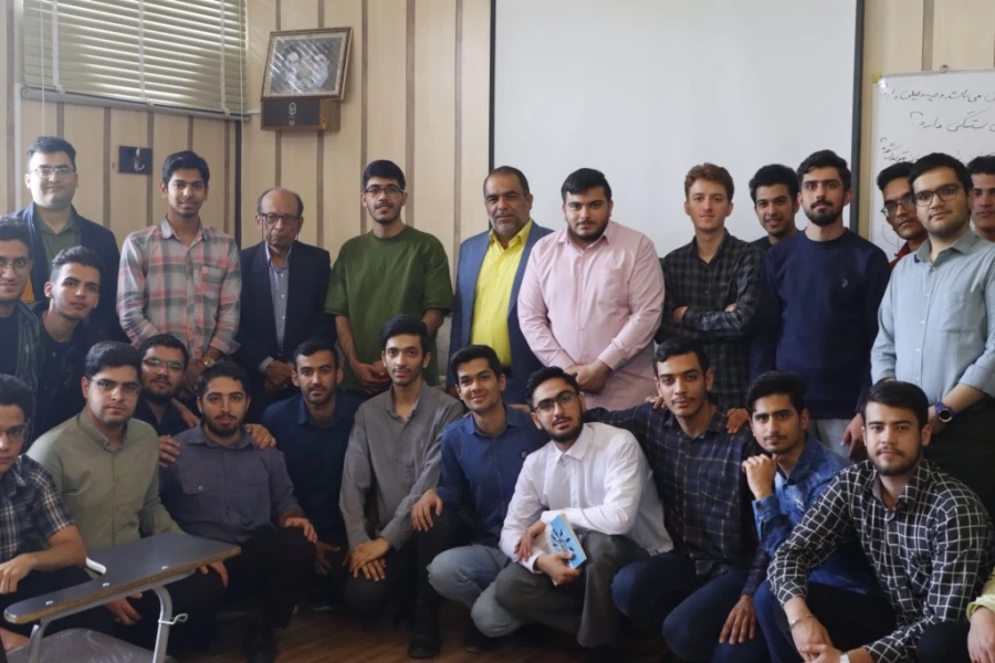 برگزاری طرح "تقریب تجارب نسل ها؛ گامی در راستای تحول و تعالی معلمی" در دانشگاه فرهنگیان یزد برای نخستین بار در کشور 7