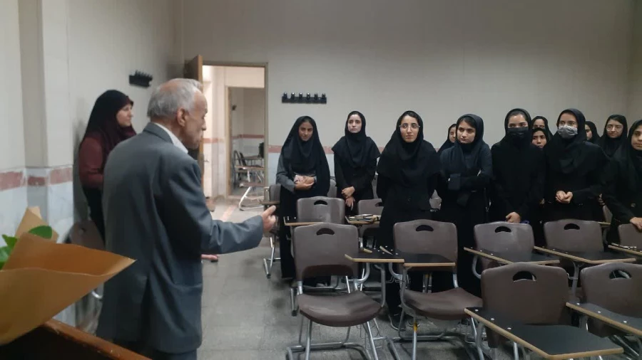 برگزاری طرح "تقریب تجارب نسل ها؛ گامی در راستای تحول و تعالی معلمی" در دانشگاه فرهنگیان یزد برای نخستین بار در کشور 14