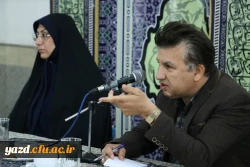 گفتگوی صمیمانه دانشجومعلمان پردیس  های استانی دانشگاه فرهنگیان یزد با سرپرست این دانشگاه و اعضای هیات رئیسه 3