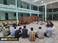 گفتگوی صمیمانه دانشجومعلمان پردیس  های استانی دانشگاه فرهنگیان یزد با سرپرست این دانشگاه و اعضای هیات رئیسه 8