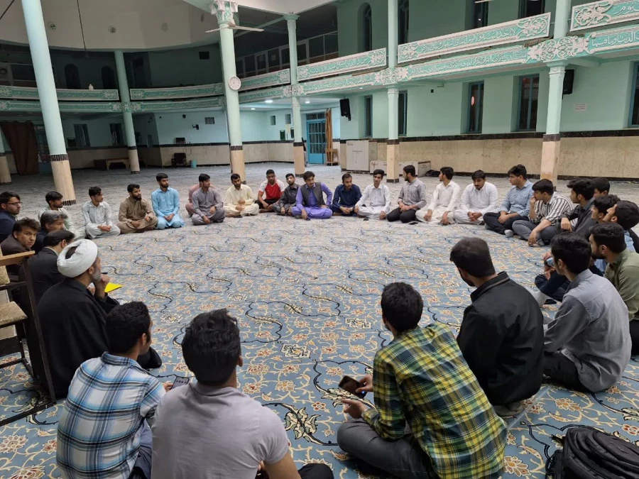 گفتگوی صمیمانه دانشجومعلمان پردیس  های استانی دانشگاه فرهنگیان یزد با سرپرست این دانشگاه و اعضای هیات رئیسه 10