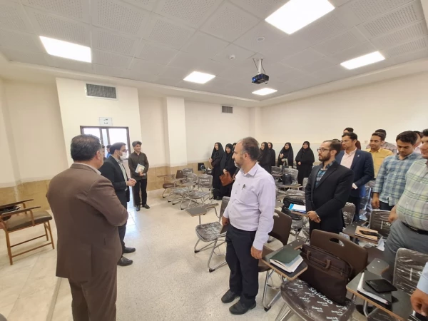 تقدیر و تجلیل از اساتید و مهارت آموزان مرکز توان افزایی،توانمندسازی و مهارت آموزی دانشگاه فرهنگیان یزد 7