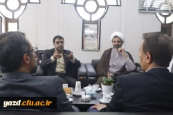 دیدار رییس دانشگاه فنی حرفه ای استان با سرپرست دانشگاه فرهنگیان یزد و تبریک به مناسبت هفته گرامیداشت مقام معلم 
 3