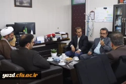 دیدار رییس دانشگاه فنی حرفه ای استان با سرپرست دانشگاه فرهنگیان یزد و تبریک به مناسبت هفته گرامیداشت مقام معلم 
 5