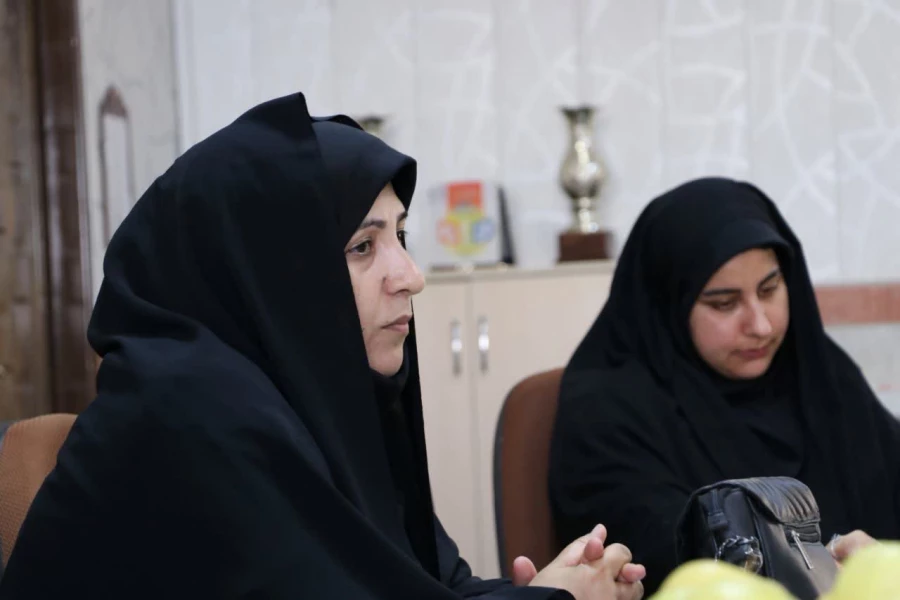  سومین دورهمی و گفتگو صمیمانه کارمندان پردیس حضرت فاطمه الزهرا(س) با سرپرست دانشگاه فرهنگیان یزد برگزار شد 
 6