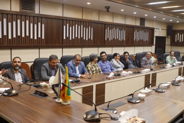  سومین نشست هم اندیشی و دیدار صمیمانه سرپرست دانشگاه فرهنگیان استان با کارمندان پردیس شهیدان پاک نژاد برگزار شد
 3