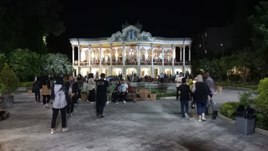 اردوی فرهنگی_سیاحتی شیراز ویژه دانشجو معلمان پردیس فاطمه الزهرا(س) برگزار شد.
 4