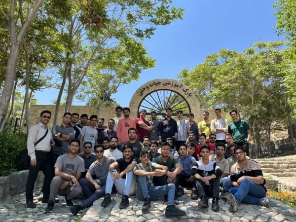 اردوی فرهنگی_سیاحتی اصفهان ویژه دانشجو معلمان پردیس شهیدان پاک نژاد برگزار شد.
 5