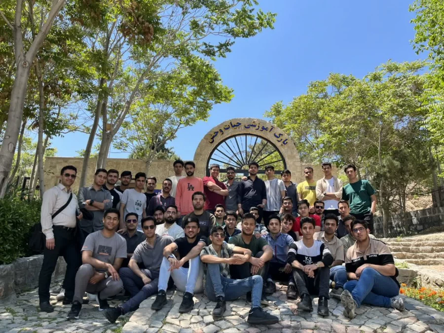 اردوی فرهنگی_سیاحتی اصفهان ویژه دانشجو معلمان پردیس شهیدان پاک نژاد برگزار شد.
 5