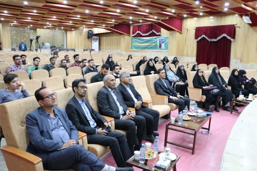 مراسم افتتاحیه مرحله منطقه ای یازدهمین جشنواره تخصصی تدریس برتر در استان یزد برگزار شد. 
 5