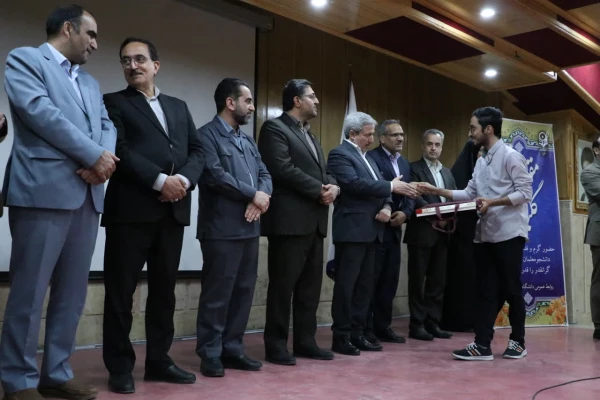 مراسم اختتامیه مرحله منطقه ای یازدهمین جشنواره تخصصی تدریس برتر در دانشگاه فرهنگیان استان یزد برگزار شد.
 7