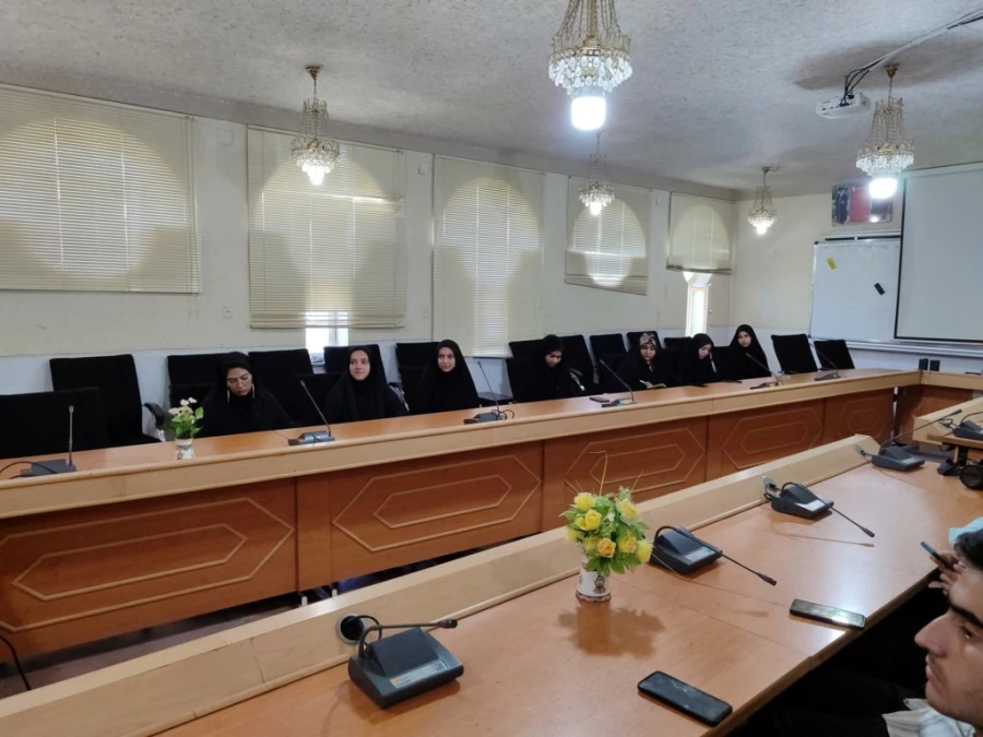 یاوران رسانه؛ سفیران گویا و صادق رسالت، اهداف و برنامه های تحولی دانشگاه فرهنگیان استان یزد 
 2