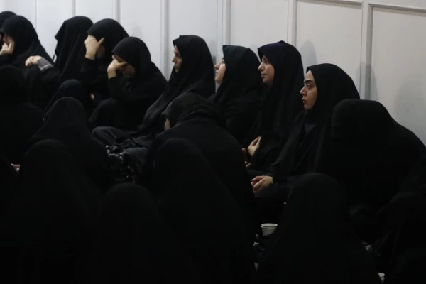 مراسم گرامیداشت شهدای خدمت به ویژه آیت الله سید ابراهیم رئیسی و هیئت همراه در دانشگاه فرهنگیان استان یزد برگزار شد. 6