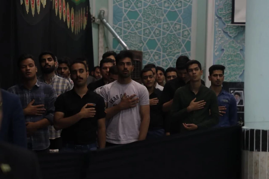 مراسم گرامیداشت شهدای خدمت به ویژه آیت الله سید ابراهیم رئیسی و هیئت همراه در دانشگاه فرهنگیان استان یزد برگزار شد. 8