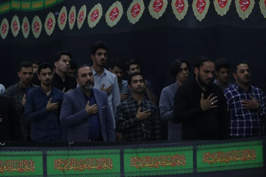 مراسم گرامیداشت شهدای خدمت به ویژه آیت الله سید ابراهیم رئیسی و هیئت همراه در دانشگاه فرهنگیان استان یزد برگزار شد. 9