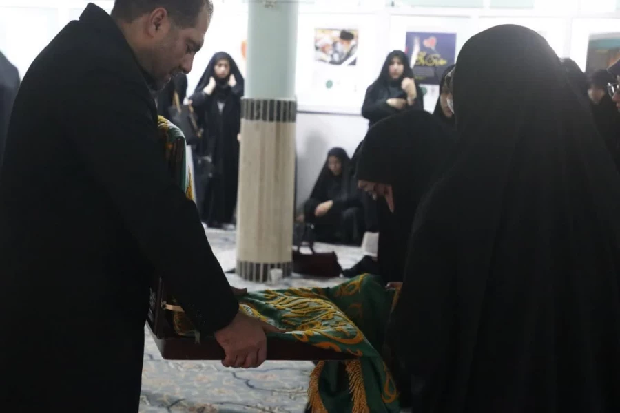 مراسم گرامیداشت شهدای خدمت به ویژه آیت الله سید ابراهیم رئیسی و هیئت همراه در دانشگاه فرهنگیان استان یزد برگزار شد. 11