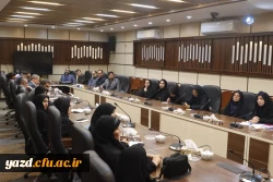 جلسه آسیب شناسی محتوایی و عملیاتی مرحله منطقه ای یازدهمین جشنواره تخصصی تدریس برتر 
 4