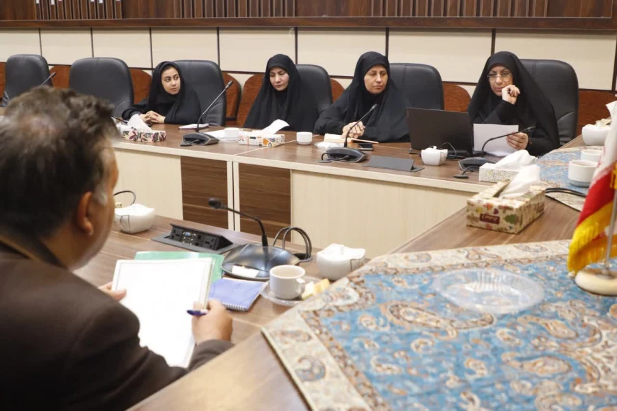 نشست هماهنگی، هم افزایی و ایجاد وحدت رویه امور مالی با حوزه فرهنگی دانشگاه فرهنگیان یزد برگزار شد.
 2