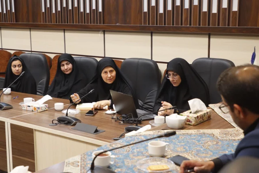 نشست هماهنگی، هم افزایی و ایجاد وحدت رویه امور مالی با حوزه فرهنگی دانشگاه فرهنگیان یزد برگزار شد.
 4