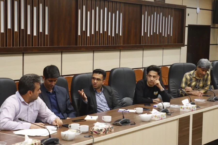 چهاردهمین جلسه کمیته تغذیه دانشگاه فرهنگیان استان یزد برگزار شد.
 2