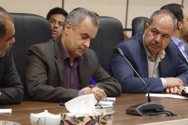 کارگاه آموزشی تربیت ارزیاب های حرفه ای در دانشگاه فرهنگیان استان یزد برای اولین بار برگزار شد. 
 7