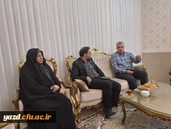 دیدار مدیر استانی دانشگاه فرهنگیان با دو پیشکسوت پردیس های استانی دانشگاه فرهنگیان یزد 7