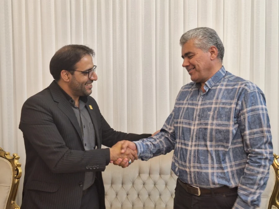 دیدار مدیر استانی دانشگاه فرهنگیان با دو پیشکسوت پردیس های استانی دانشگاه فرهنگیان یزد 9