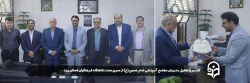 تقدیر و تجلیل مدیران مجتمع آموزشی امام حسین(ع) از سرپرست دانشگاه فرهنگیان استان یزد 
 2