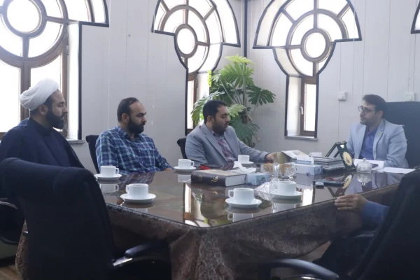 دیدار و گفتگوی صمیمانه سرپرست دانشگاه فرهنگیان استان یزد با مسئول بسیج دانشجویی استان 
 4