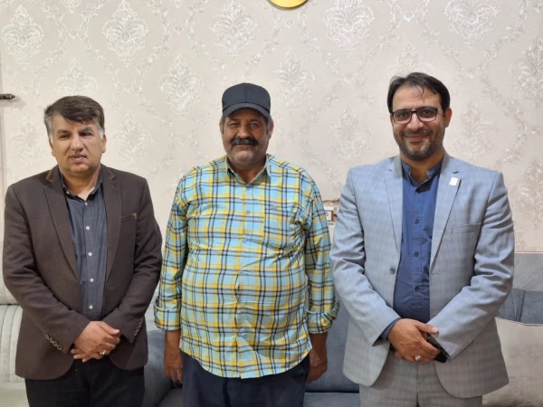 دیدار سرپرست دانشگاه فرهنگیان یزد با دو پیشکسوت مراکز تربیت معلم استان یزد 6