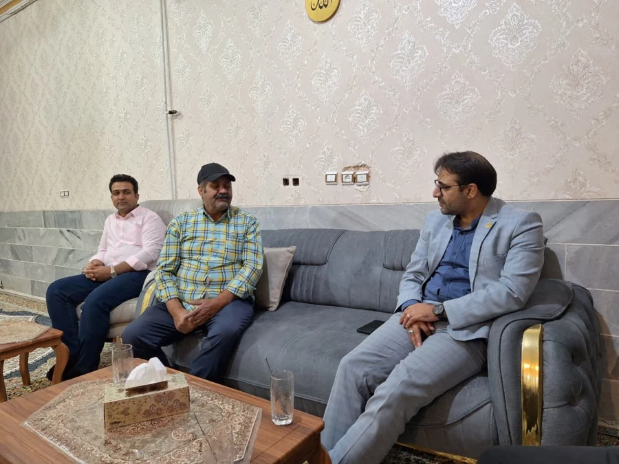 دیدار سرپرست دانشگاه فرهنگیان یزد با دو پیشکسوت مراکز تربیت معلم استان یزد 8