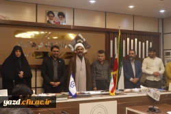 مراسم تقدیر و تجلیل از افتخارآفرینان پردیس شهیدان پاک نژاد یزد برگزار شد.
 10